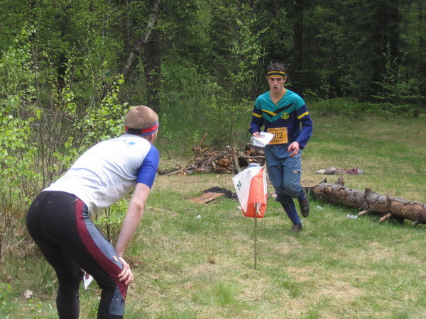 ВУЗы, Колодищи, эстафета. Женя на зрительном, ура!