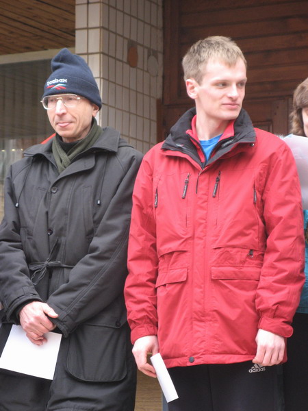 Награждение на Весне, Анатолий Маковский и Ильюшечкин получают призы.