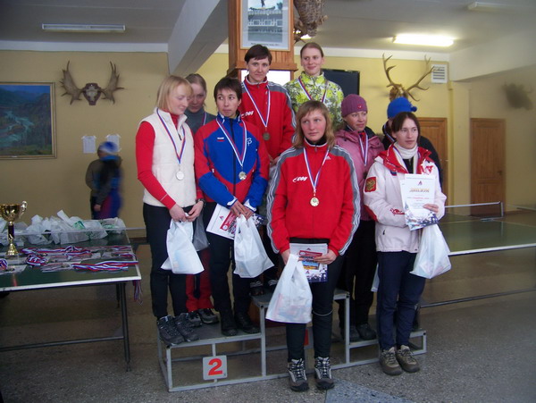 Награждение женской эстафеты.